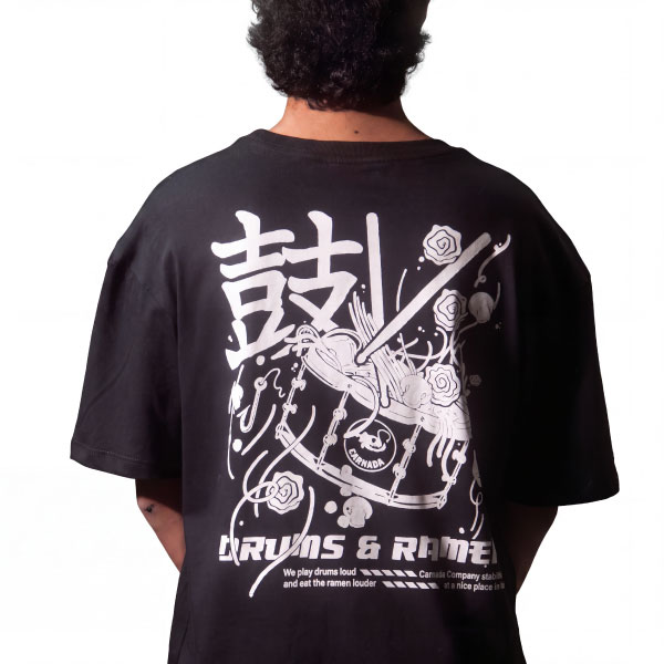 Camiseta Drums & Ramen Negro